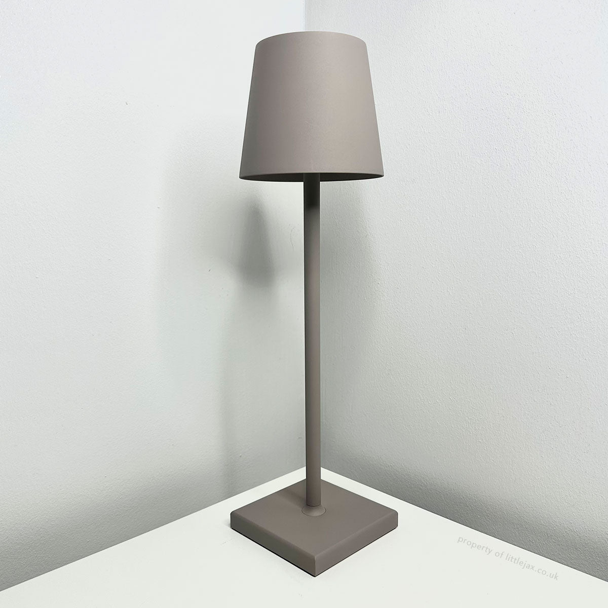 Contemporary Cordless Modern Table Lamp-Donrams- 