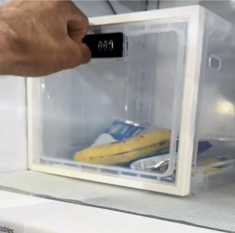 Donrams - Heavy Duty Lockable Refrigerator Food Organizer Storage Bin