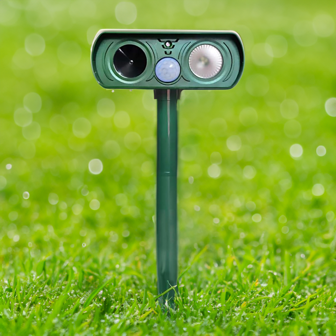Donrams - Infrared Solar Powered Animal Pest Repeller