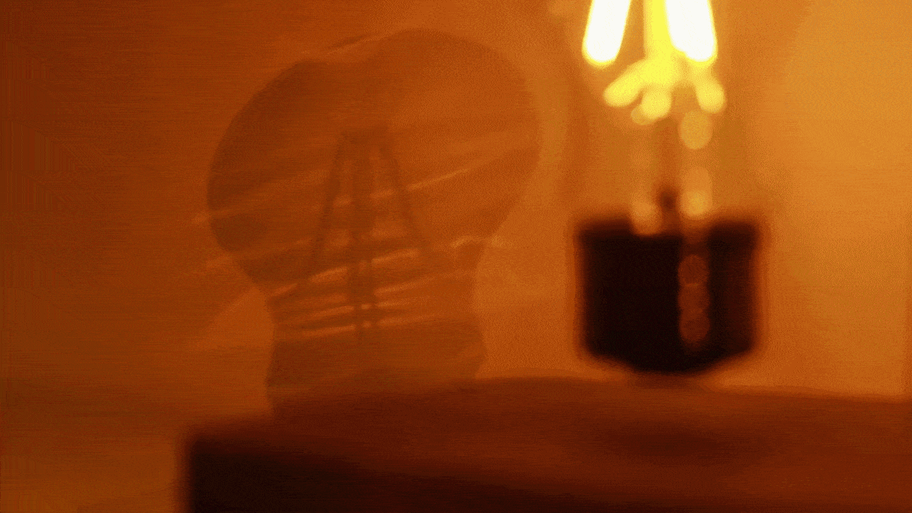 Donrams - Magnetic Levitating Floating Led Light Bulb
